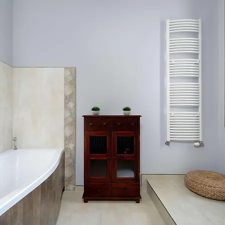 Apartment Bright Slupecka With Parking In By Renters